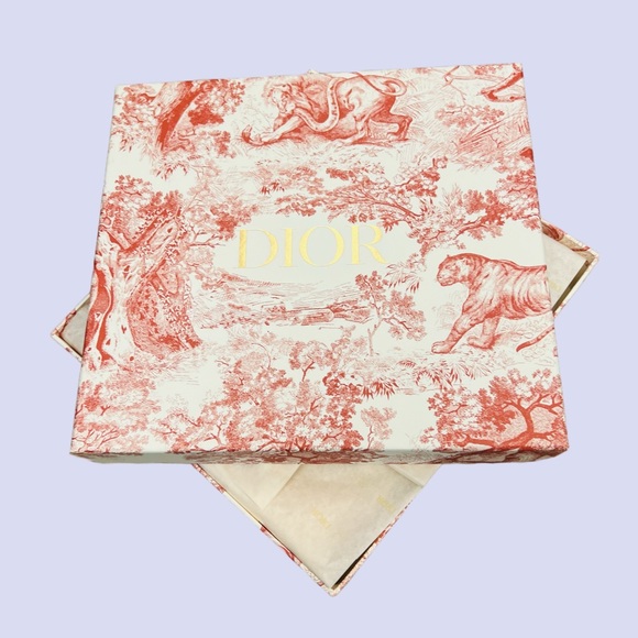 Dior Red and White Decorative Box - Picture 3 of 7